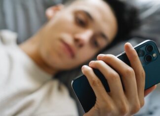 How to get Free Cell Phones with NO Contract Free Cell Phones with NO Contract