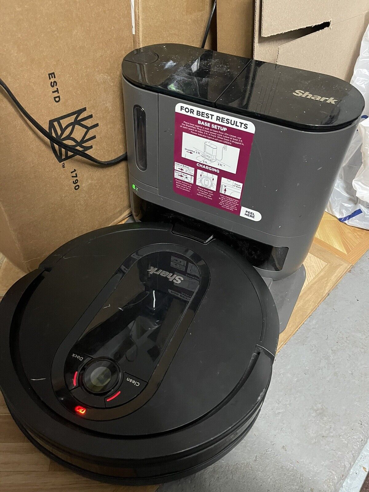 Robot vacuums