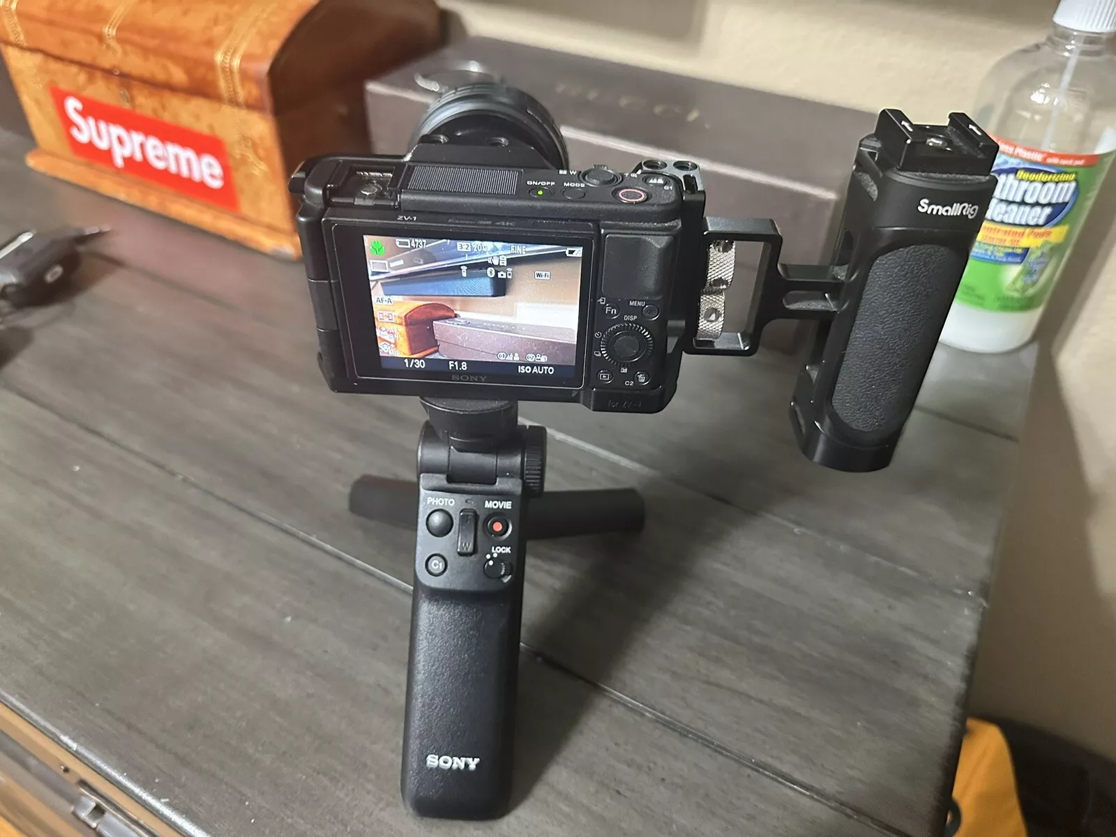 Pro's Choice - Large Touch Screen Vlog Camera